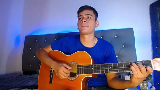 Charlie Cock  online show from 11/06/25, 05:22