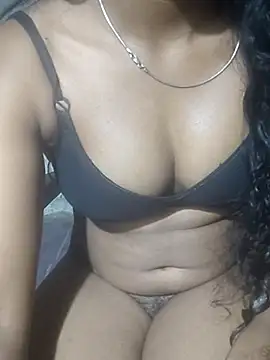 POOJA999 online show from 10/23/25, 09:02