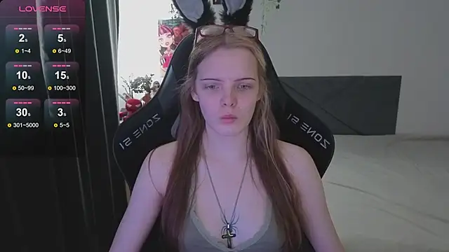 Luna Navy online show from 10/24/25, 09:08