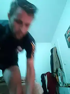 Snapshot of SexSavrem06 chatting on 10/04/25, 06:20 SexSavrem06 online show from 10/04/25, 06:20