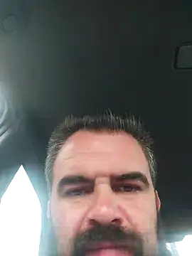 Snapshot of HairypapaK chatting on 09/27/25, 01:39 HairypapaK online show from 09/27/25, 01:39