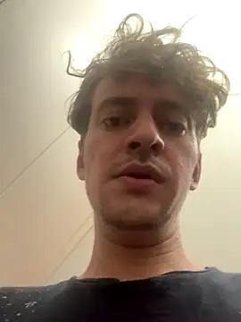 hottest23 online show from 11/10/25, 09:20