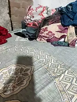 POOJACOUPLE online show from 11/12/25, 08:18