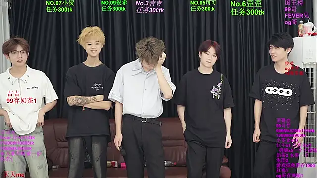 Snapshot of Beautifulboys-777 chatting on 05/28/26, 11:38 Beautifulboys-777 online show from 05/28/26, 11:38
