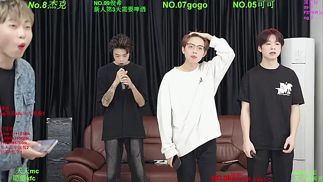 Snapshot of Beautifulboys-777 chatting on 04/25/26, 11:57 Beautifulboys-777 online show from 04/25/26, 11:57