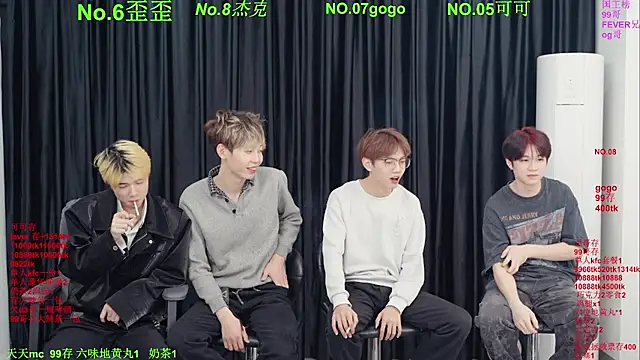 Snapshot of Beautifulboys-777 chatting on 04/18/26, 11:45 Beautifulboys-777 online show from 04/18/26, 11:45