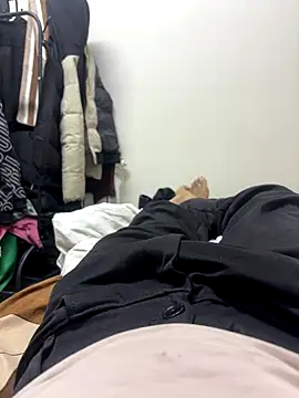 Snapshot of bigbulllaksh chatting on 10/18/25, 03:14 bigbulllaksh online show from 10/18/25, 03:14