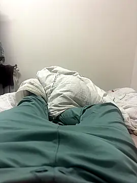 Snapshot of bigbulllaksh chatting on 10/15/25, 02:03 bigbulllaksh online show from 10/15/25, 02:03