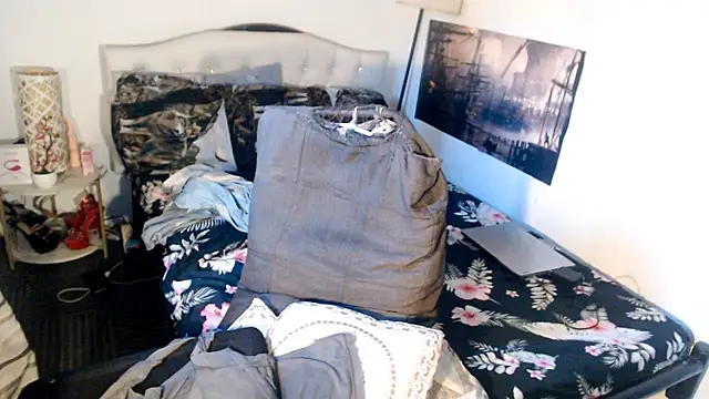 NinaDOM4CUM online show from 04/13/26, 10:36