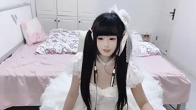 Snapshot of xinxin-966 chatting on 10/20/25, 10:38 xinxin-966 online show from 10/20/25, 10:38