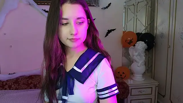 Eva Maller online show from 10/21/25, 04:34