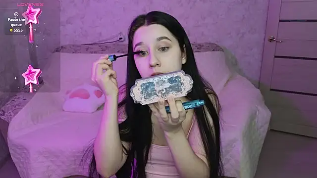 Eva Maller online show from 03/11/26, 04:39