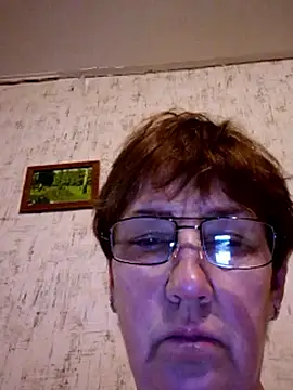 Snapshot of MeryLive59011 chatting on 04/12/26, 08:12 MeryLive59011 online show from 04/12/26, 08:12