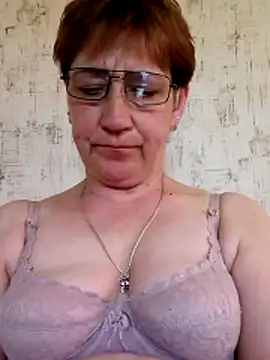 Snapshot of MeryLive59011 chatting on 05/20/26, 01:19 MeryLive59011 online show from 05/20/26, 01:19