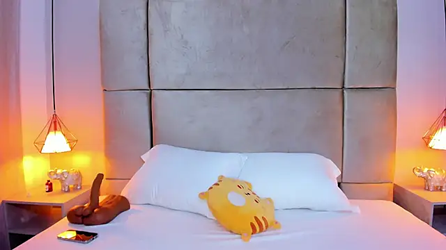 isabel sofiaa online show from 03/13/26, 04:06