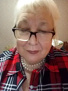 Alexia64231 online show from 11/09/25, 05:00