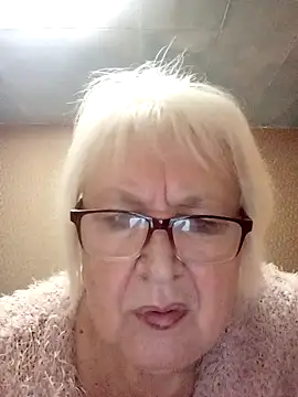 Alexia64231 online show from 10/24/25, 05:34