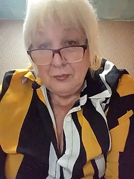 Alexia64231 online show from 10/25/25, 06:19