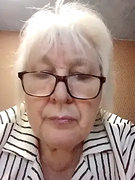 Alexia64231 online show from 11/30/25, 02:07