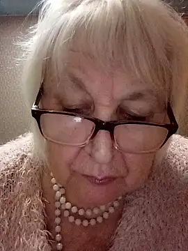 Alexia64231 online show from 11/01/25, 03:39