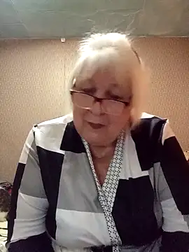 Alexia64231 online show from 10/25/25, 06:01