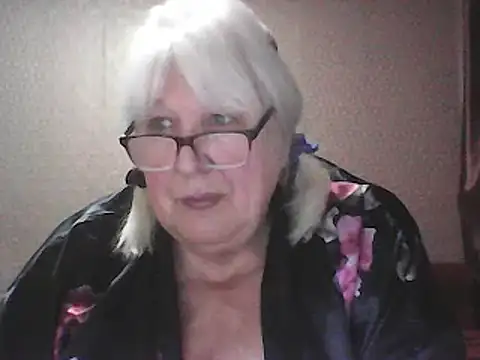 Alexia64231 online show from 05/03/26, 04:32