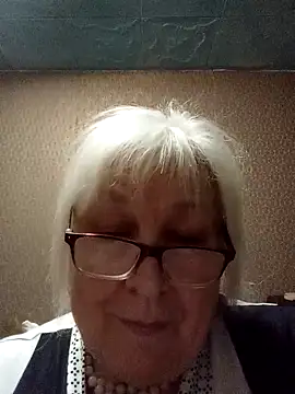 Alexia64231 online show from 11/18/25, 07:22