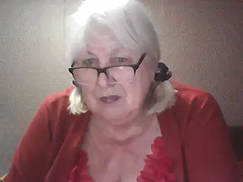 Alexia64231 online show from 05/05/26, 05:38