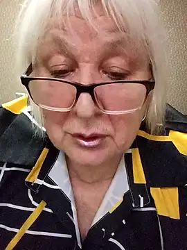 Alexia64231 online show from 11/23/25, 02:49