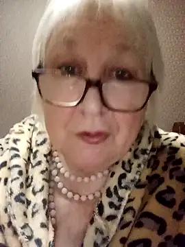 Alexia64231 online show from 11/11/25, 02:06