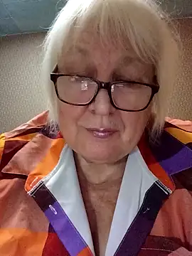 Alexia64231 online show from 11/02/25, 04:45