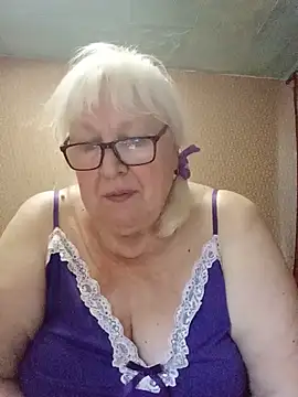 Snapshot of Alexia64231 chatting on 07/01/26, 03:45 Alexia64231 online show from 07/01/26, 03:45