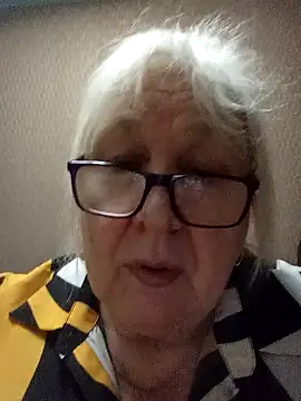 Alexia64231 online show from 12/01/25, 04:08