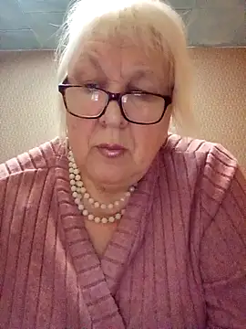 Alexia64231 online show from 10/26/25, 06:41