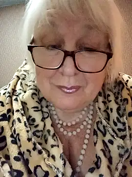 Alexia64231 online show from 11/03/25, 05:12