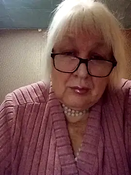 Alexia64231 online show from 10/28/25, 07:35