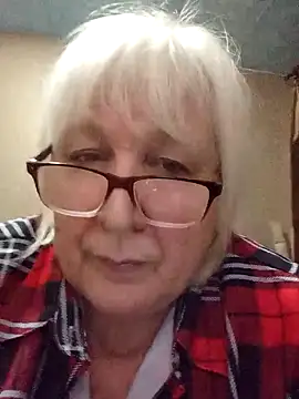 Alexia64231 online show from 11/18/25, 07:28