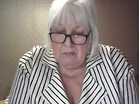 Alexia64231 online show from 03/10/26, 04:00