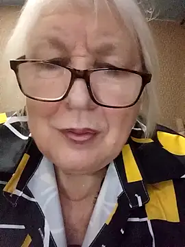 Alexia64231 online show from 11/12/25, 03:10