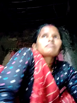 Sanjna cuty online show from 10/27/25, 02:45