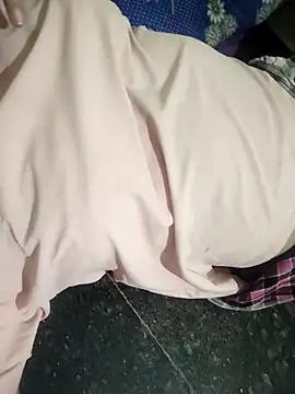 Snapshot of Bhabi-Hot0 chatting on 04/14/26, 01:27 Bhabi-Hot0 online show from 04/14/26, 01:27