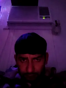 Julians26ne online show from 04/12/26, 12:41