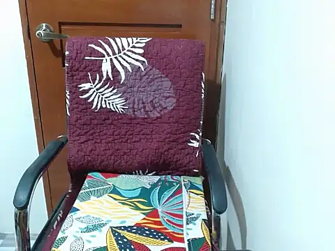 Sweet jinns69 online show from 06/19/26, 02:28