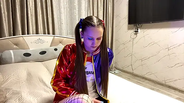 Snapshot of SoSweetGirl chatting on 11/02/25, 02:11 SoSweetGirl online show from 11/02/25, 02:11