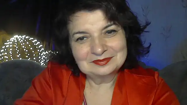 LedyNika online show from 11/18/25, 07:28