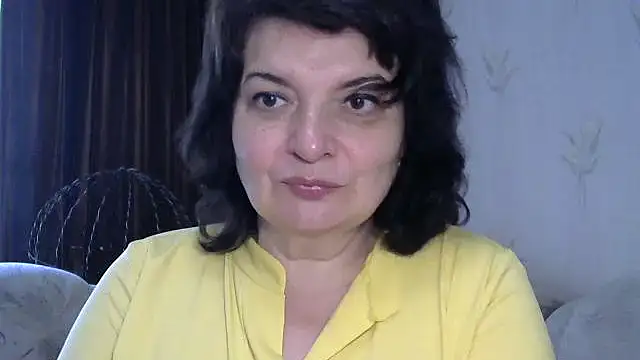 LedyNika online show from 04/18/26, 09:44