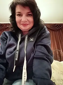 LedyNika online show from 05/01/26, 01:38
