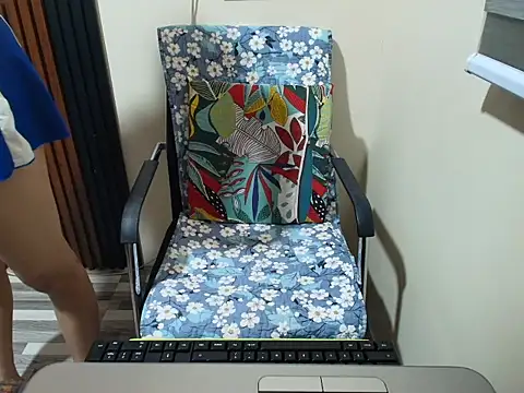 Sexy clever18xx online show from 07/09/26, 10:15