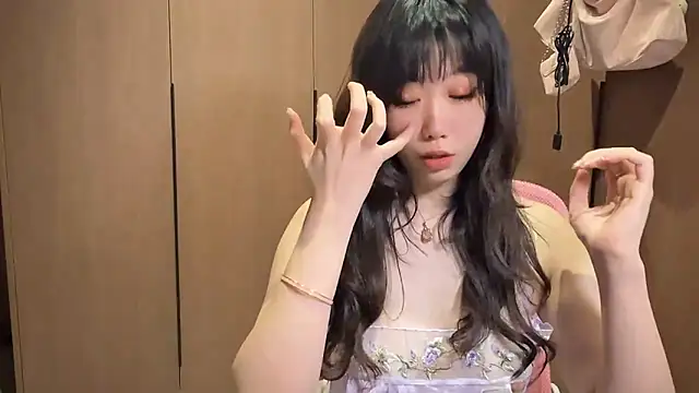 Lilium-520 online show from 11/11/25, 11:38