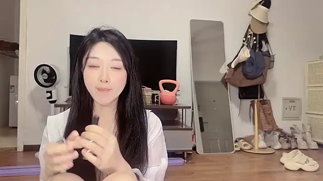 Snapshot of Puppy-520 chatting on 09/15/25, 01:55 Puppy-520 online show from 09/15/25, 01:55